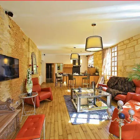 De Prestige Avec Parking Centre * Sarlat-la-Canéda