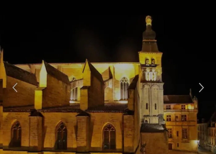 De Prestige Avec Parking Centre Διαμέρισμα *